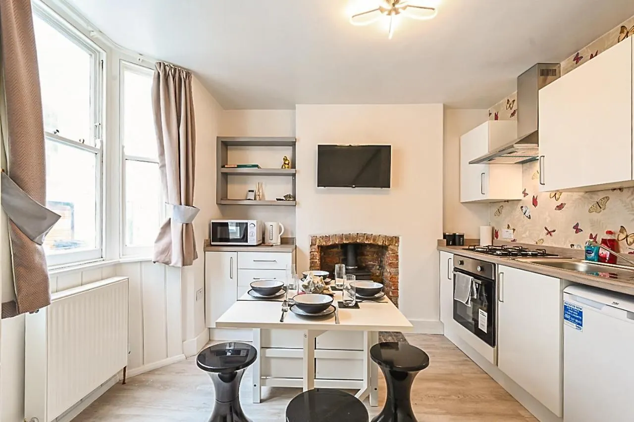 Stylish Modern Two Bedroom Fishermans Cottage Central Μπράιτον Ηνωμένο Βασίλειο