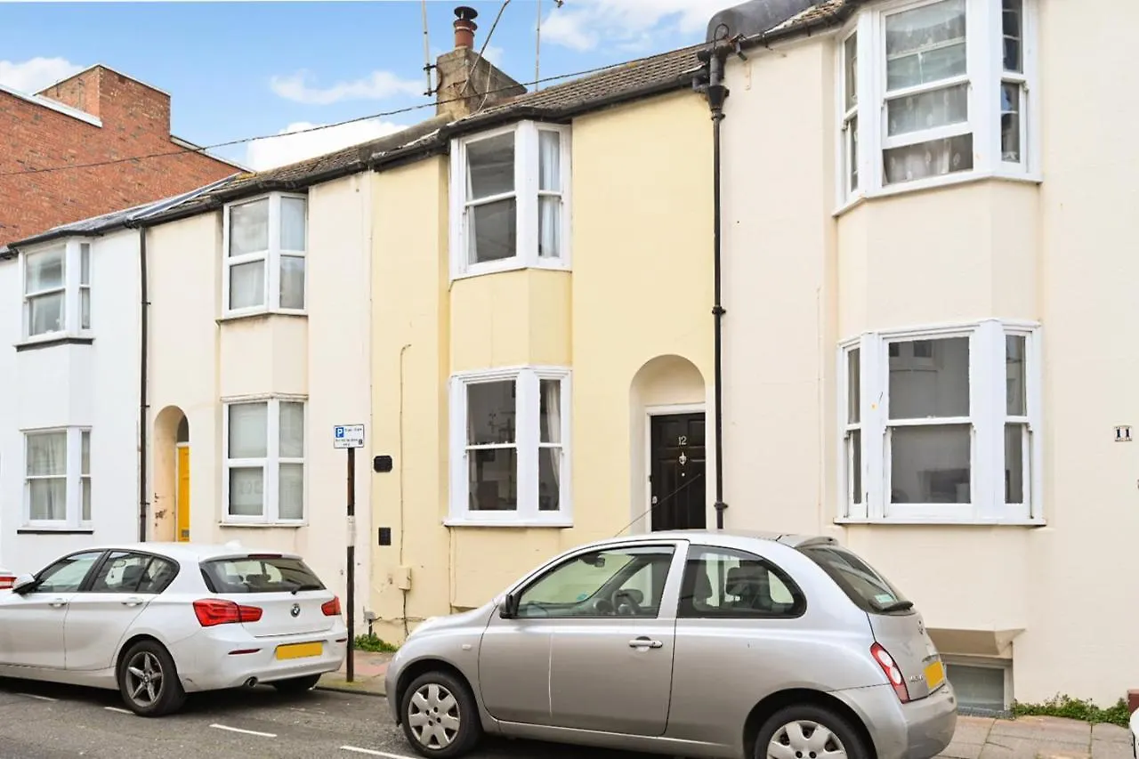 Stylish Modern Two Bedroom Fishermans Cottage Central Hove 0*,